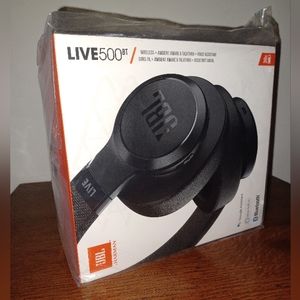 JBL Live 500 Over Ear Headphones NEW